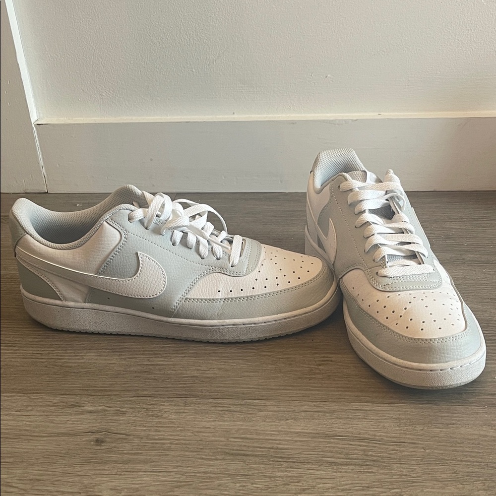 Nike Air Force 1 White and Gray